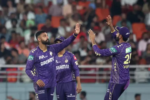 KKR First Innings Fiery Bowling Surge
