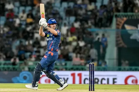 LSG vs MI first innings Mitchell Marsh Scores a quick fifty
