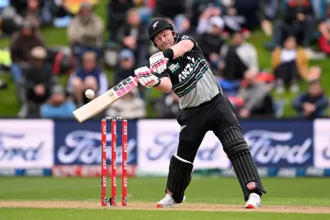 Tim Seifert bashed a 22-ball 45 before falling- IPL 2025 star bowlers missing