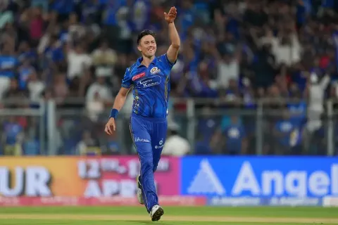 unfiltered Cricket - mi vs rcb ipl 2025 royal challengers vs indians Trent Boult wickets